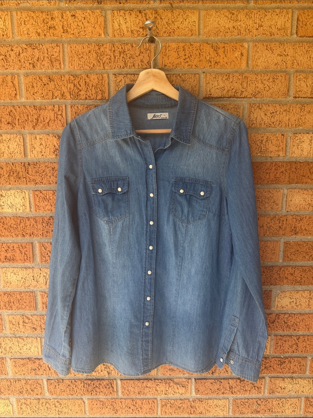 Inso Activewear Chambray Western Snap Front Long Sleeve Shirt Womens Medium Blue - Picture 8 of 8